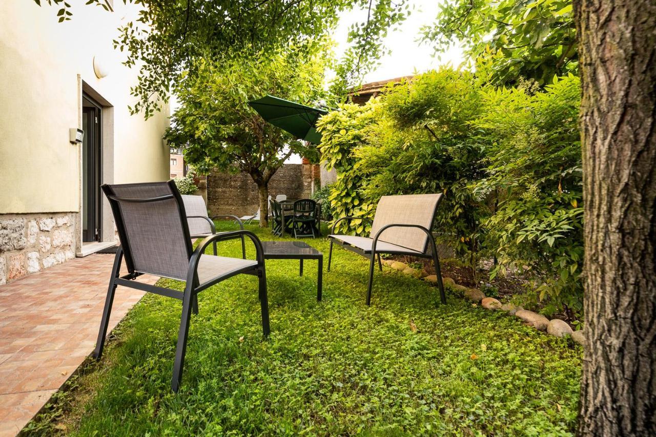 Verona Suites Εξωτερικό φωτογραφία