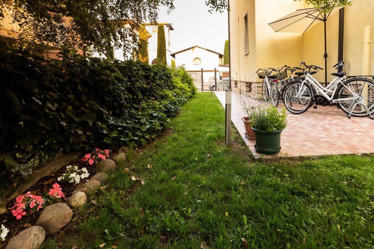 Verona Suites Εξωτερικό φωτογραφία
